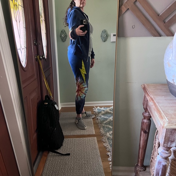 Sold - Picture 2 of 5